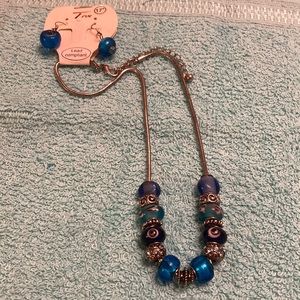 Women's necklace with matching earrings